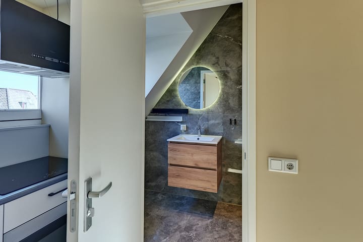 Foto 14 van Donkerstraat 33-D