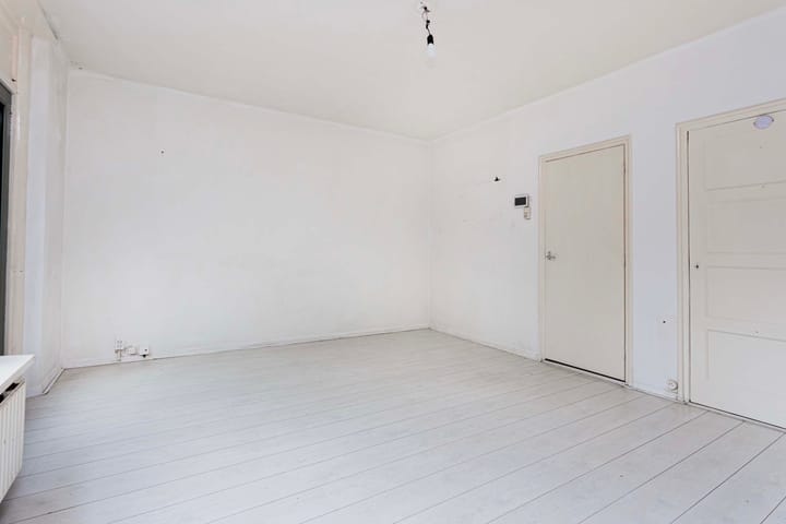 Foto 11 van Larixstraat 5