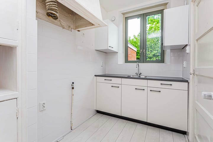 Foto 16 van Larixstraat 5