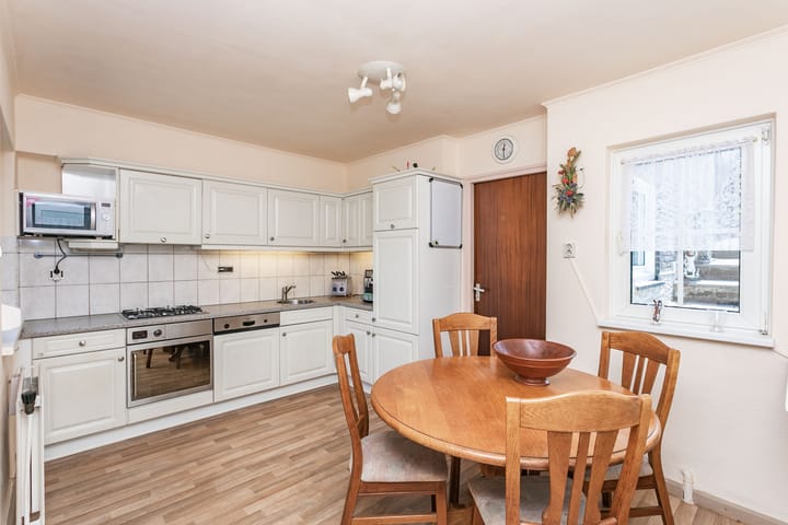 Photo 10 of Burgemeester Teheuxweg 55