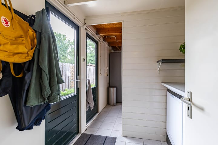 Foto 16 van Rozemarijnstraat 17