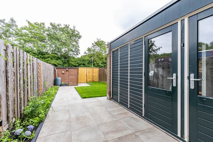 Foto 19 van Rozemarijnstraat 17