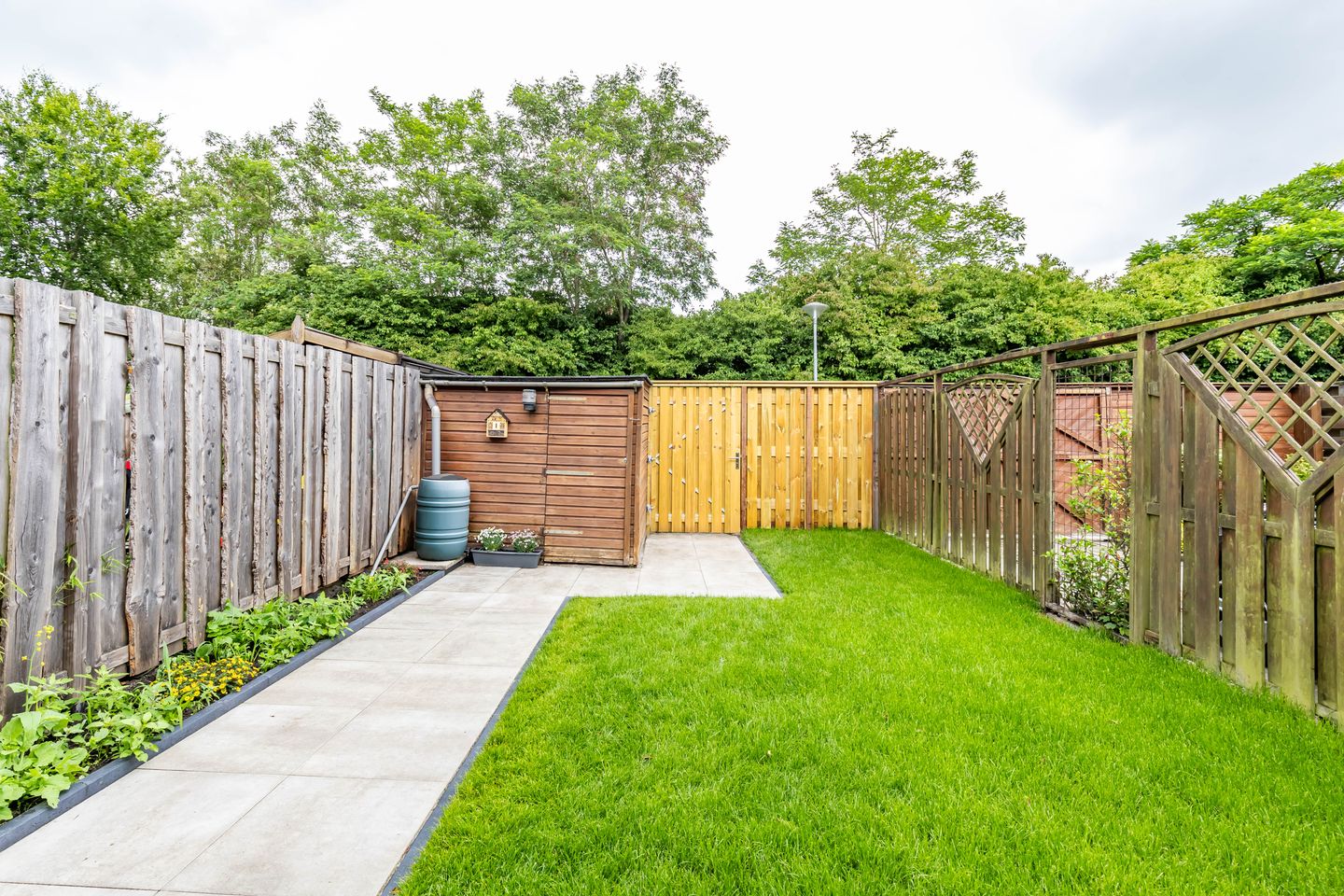 Foto 20 van Rozemarijnstraat 17