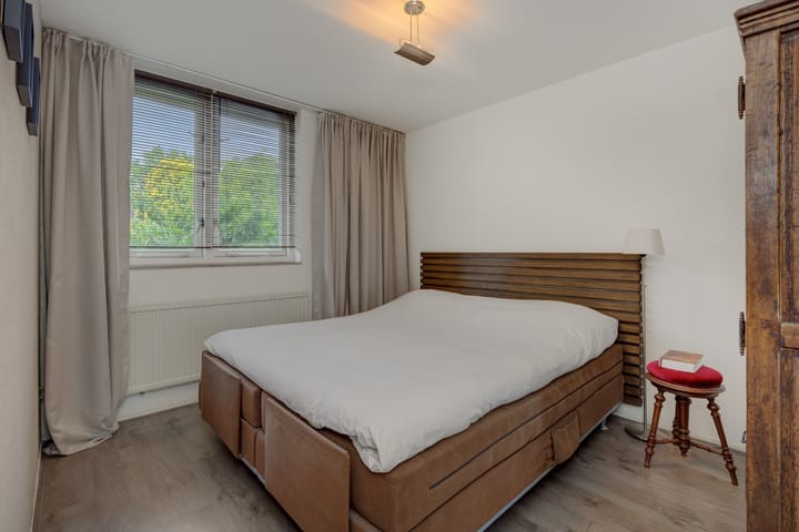 Photo 21 of Burgemeester van Heesbeenstraat 50