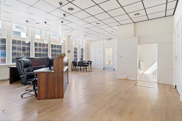 Photo 16 of Dorpsstraat 2