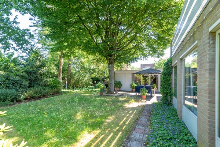 Foto 40 van Rooseveltlaan 13