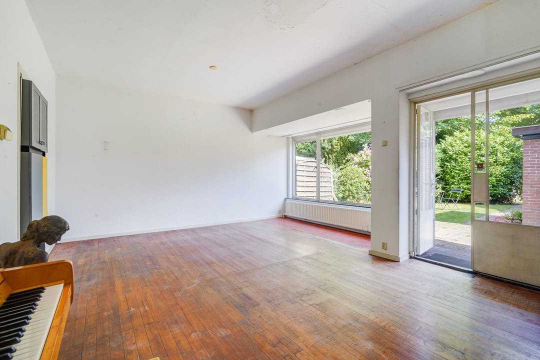 Photo 2 of Roodborstlaan 6