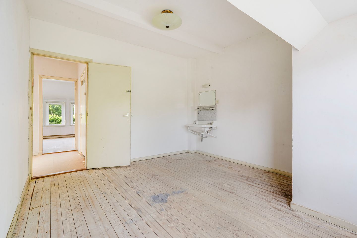 Photo 29 of Roodborstlaan 6