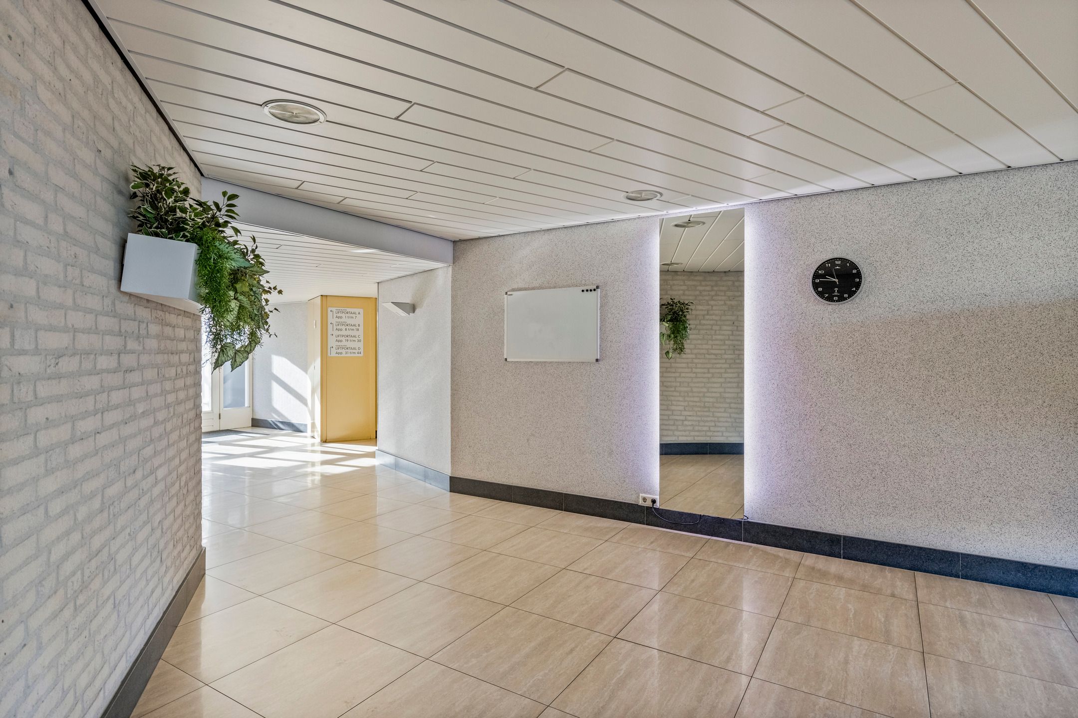 Foto 24 van Secretaris Verhoeffweg 5-AP10