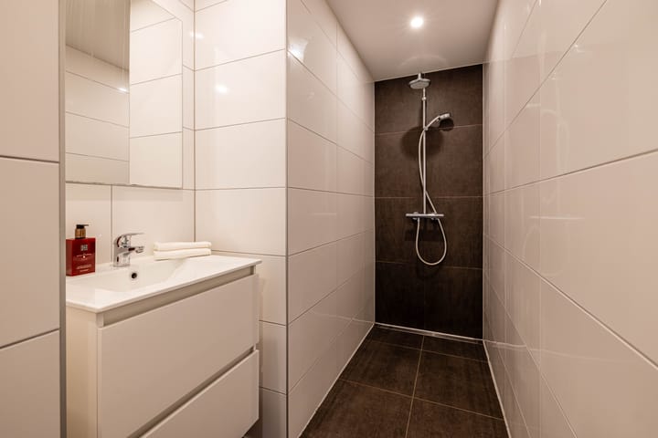 Foto 15 van Robijnstraat 16-A