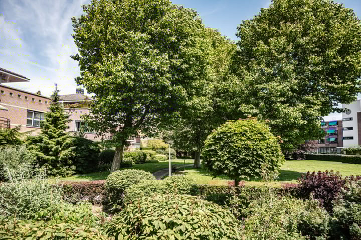 Foto 22 van Von Brucken Focklaan 8-B