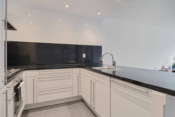 Foto 28 van Rösener Manzstraat 7-B