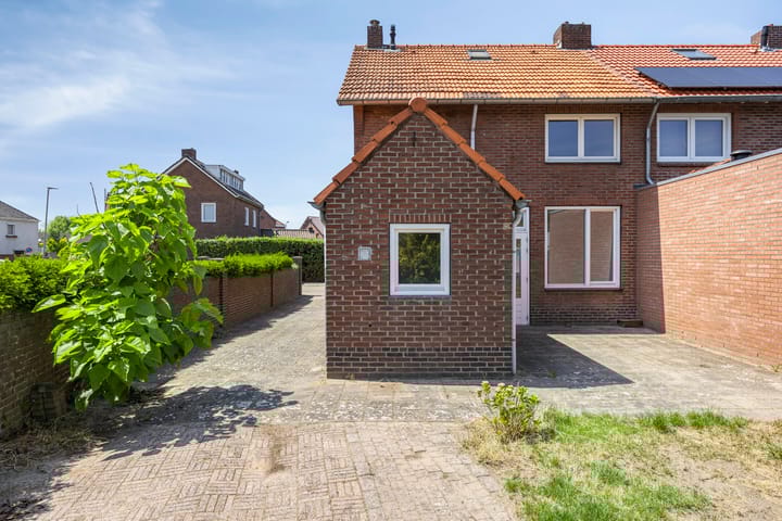 Foto 15 van Rector Meuffelsstraat 2