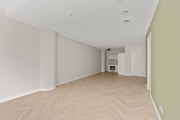 Photo 15 of Stationsplein 6-A7