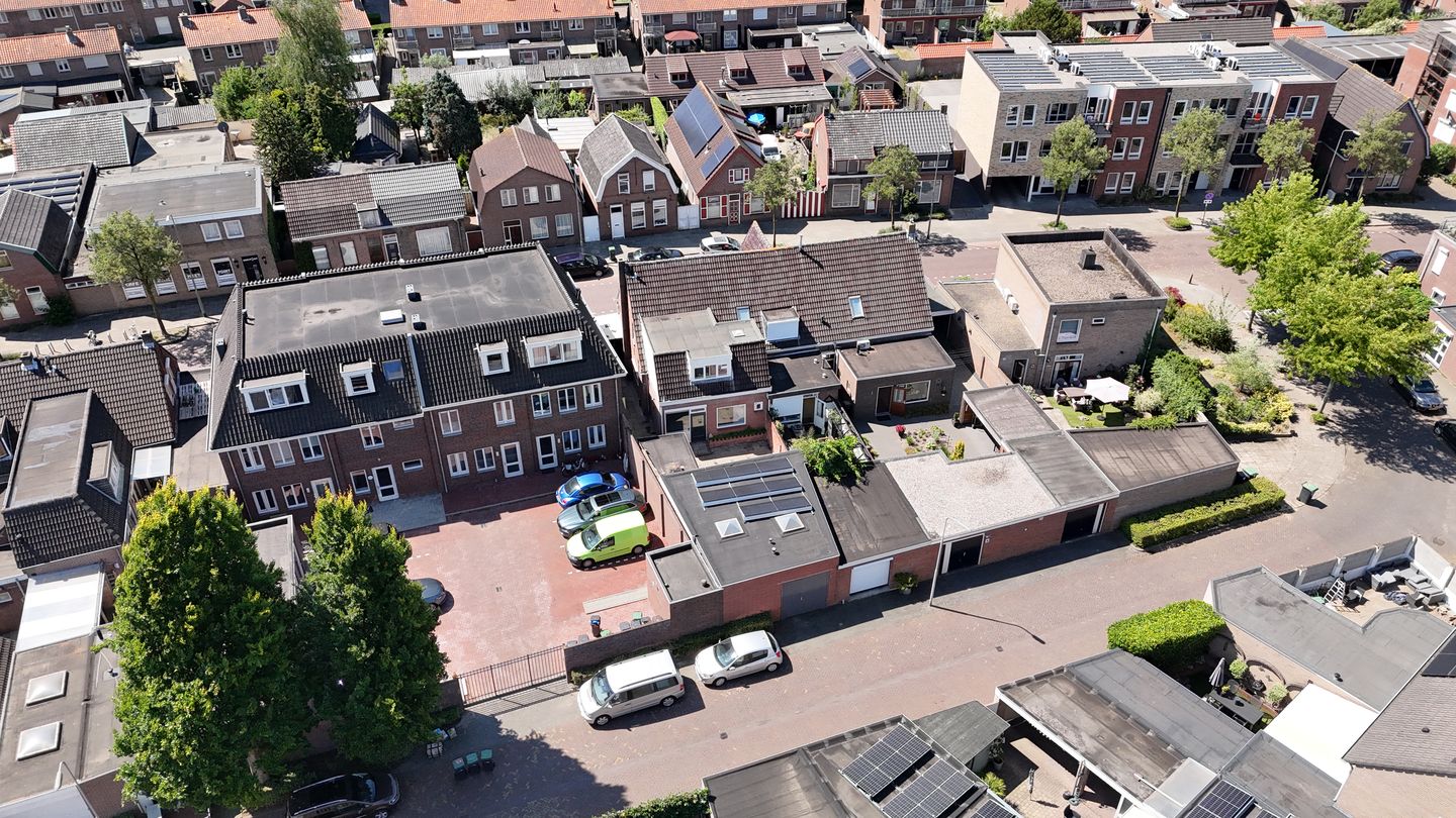 Foto 44 van Berghemseweg 46