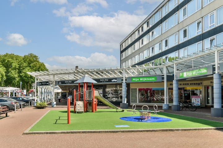 Foto 34 van Van Oldenbarneveltplein 105