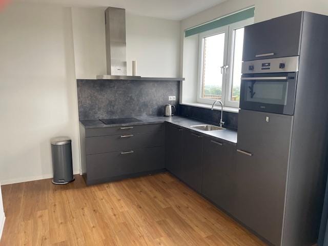 Photo 7 of Pierre van Hauwelaan 518