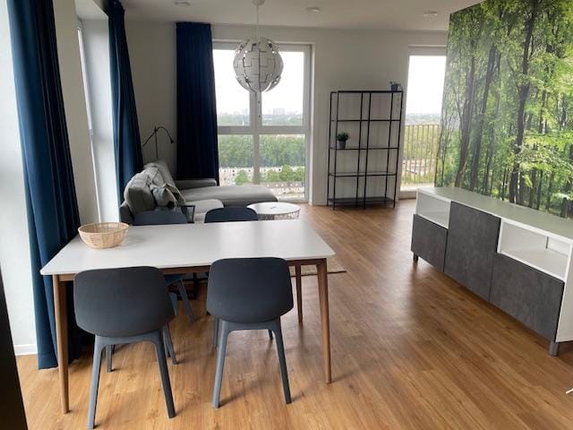 Photo 10 of Pierre van Hauwelaan 518