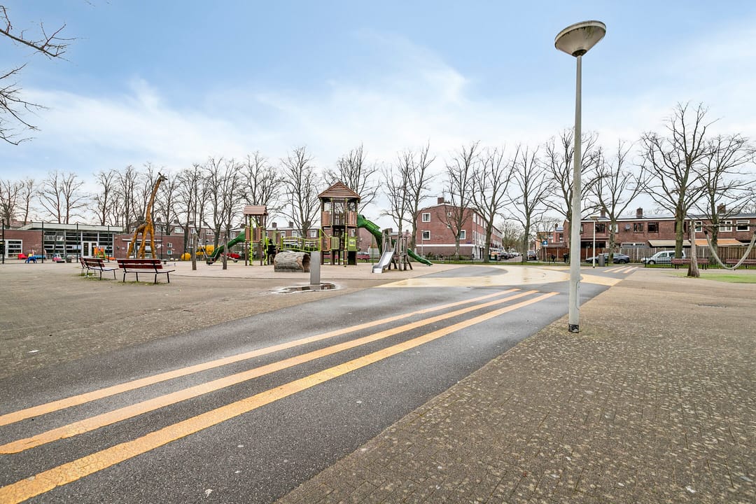 Foto 31 van Van Hanxleden Houwertstraat 69-1