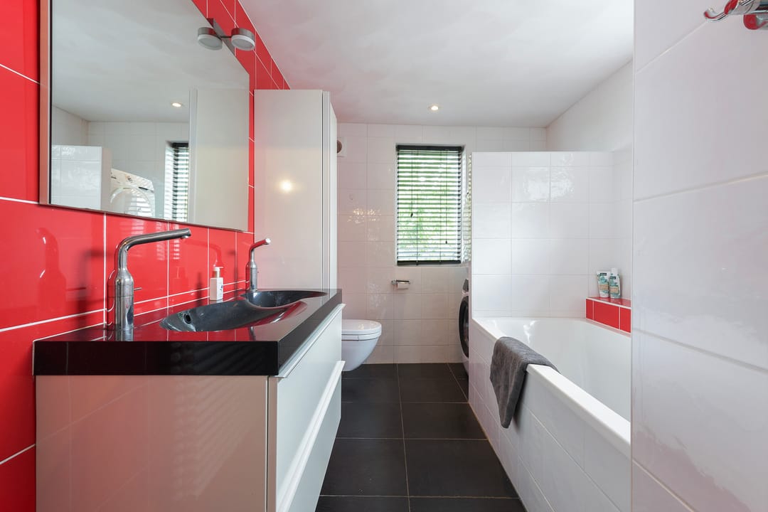 Photo 31 of Laageinde 33