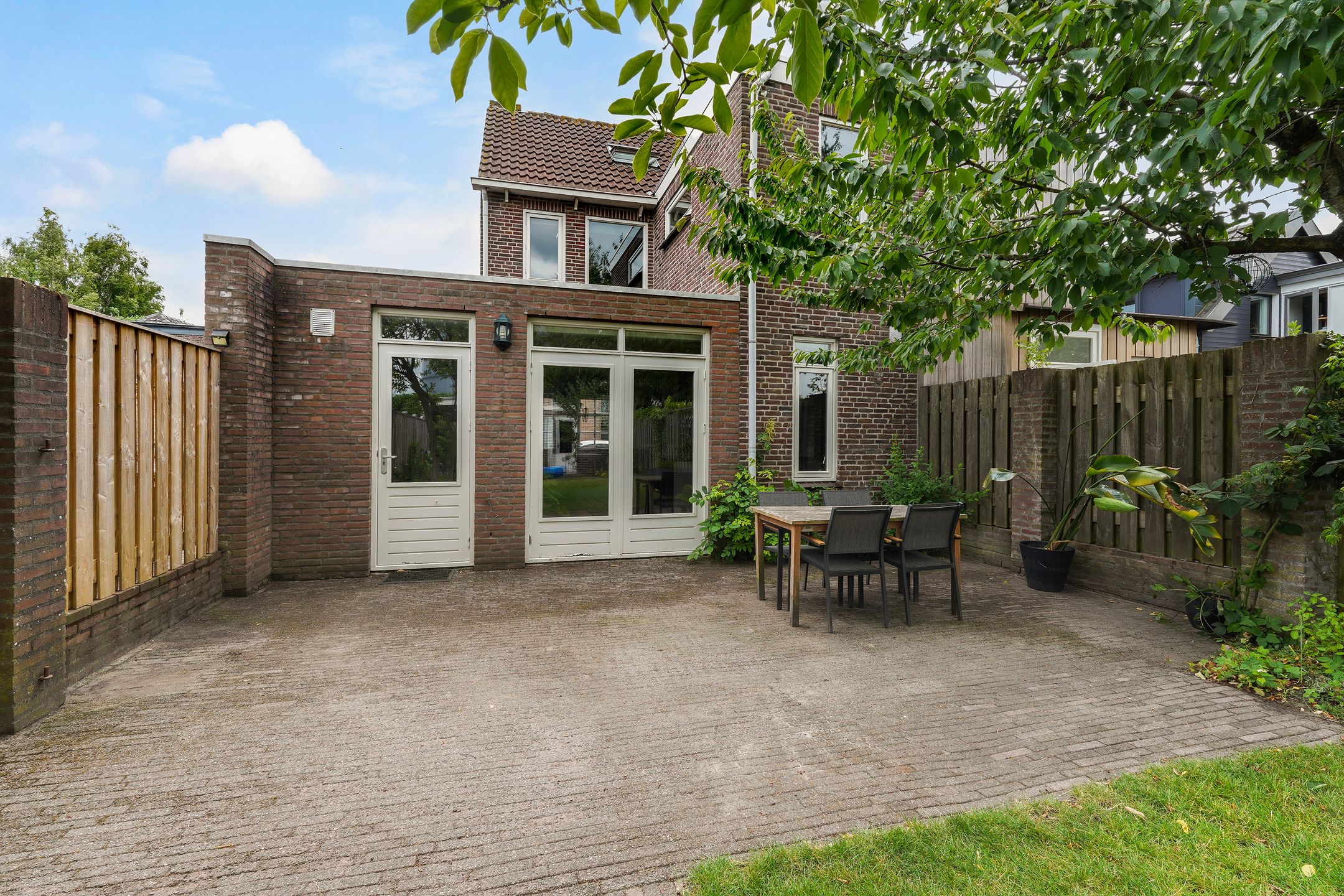 Photo 36 of Laageinde 33