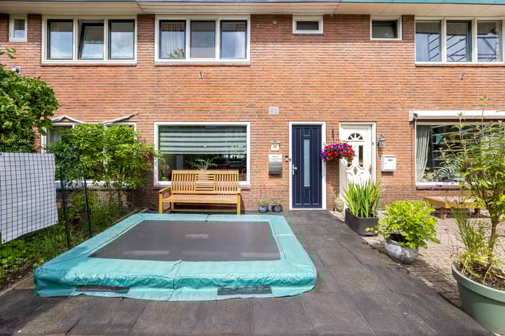 Foto 2 van Van Musschenbroekstraat 40