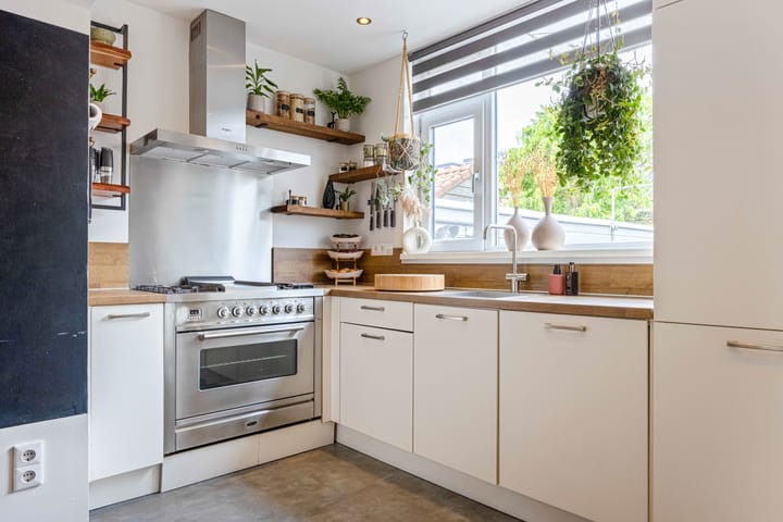 Foto 10 van Van Musschenbroekstraat 40