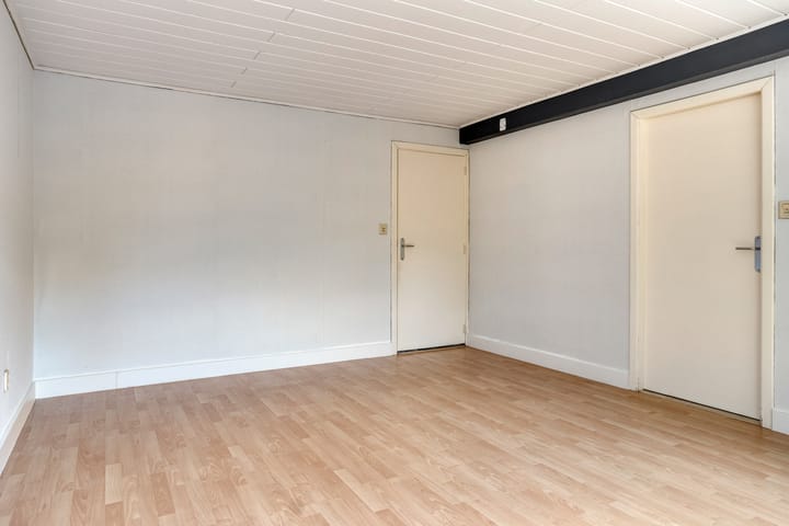 Photo 16 of Stellestraat 11