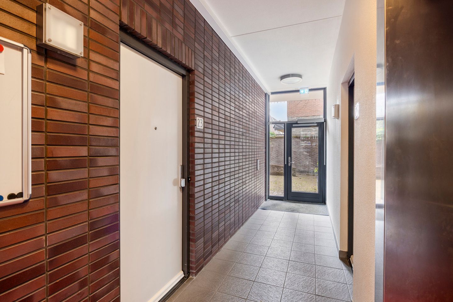 Foto 35 van Voordam 23