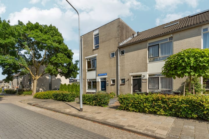 Foto 6 van Pinksterbloemweg 124