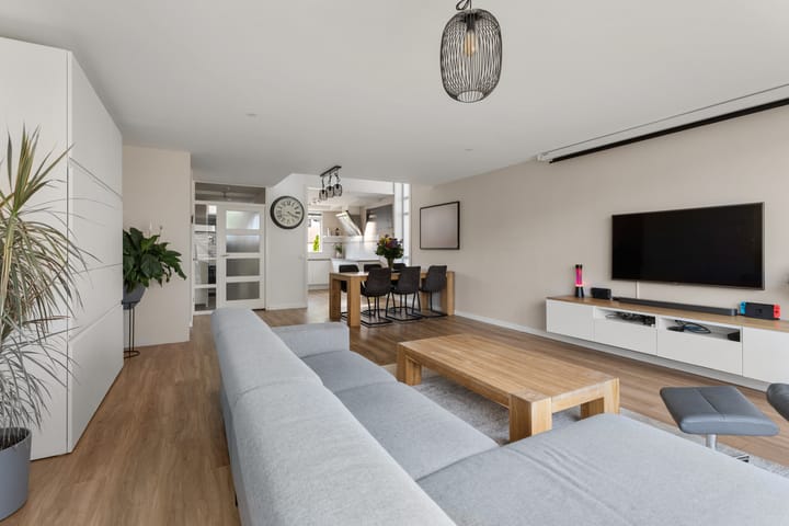 Foto 13 van Pinksterbloemweg 124