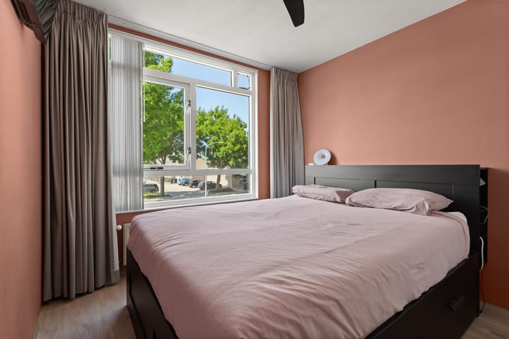 Foto 30 van Pinksterbloemweg 124