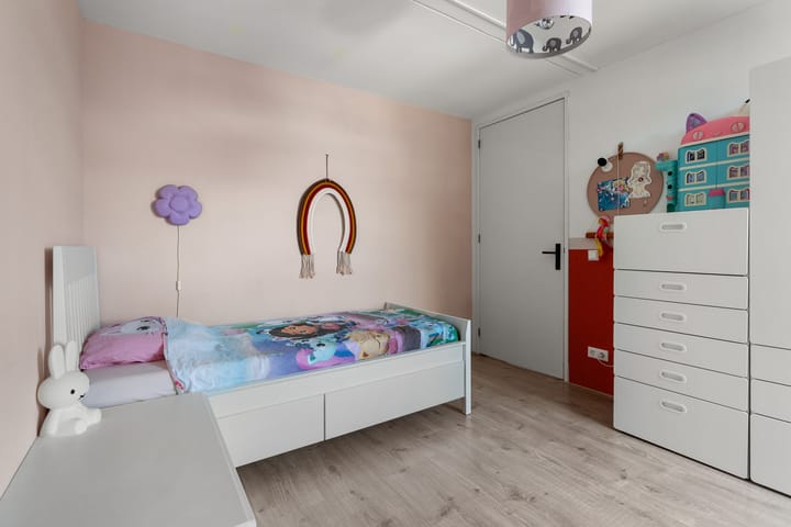 Foto 44 van Pinksterbloemweg 124