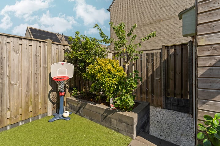 Foto 48 van Pinksterbloemweg 124