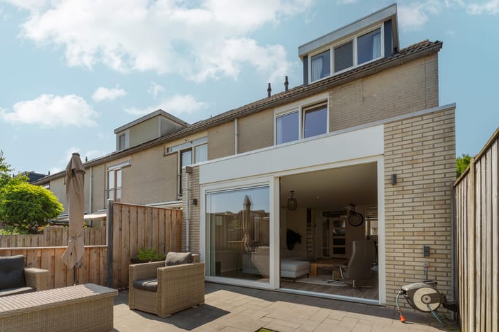 Foto 51 van Pinksterbloemweg 124