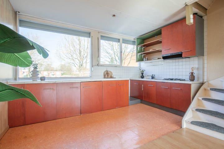 Foto 14 van Lunastraat 20