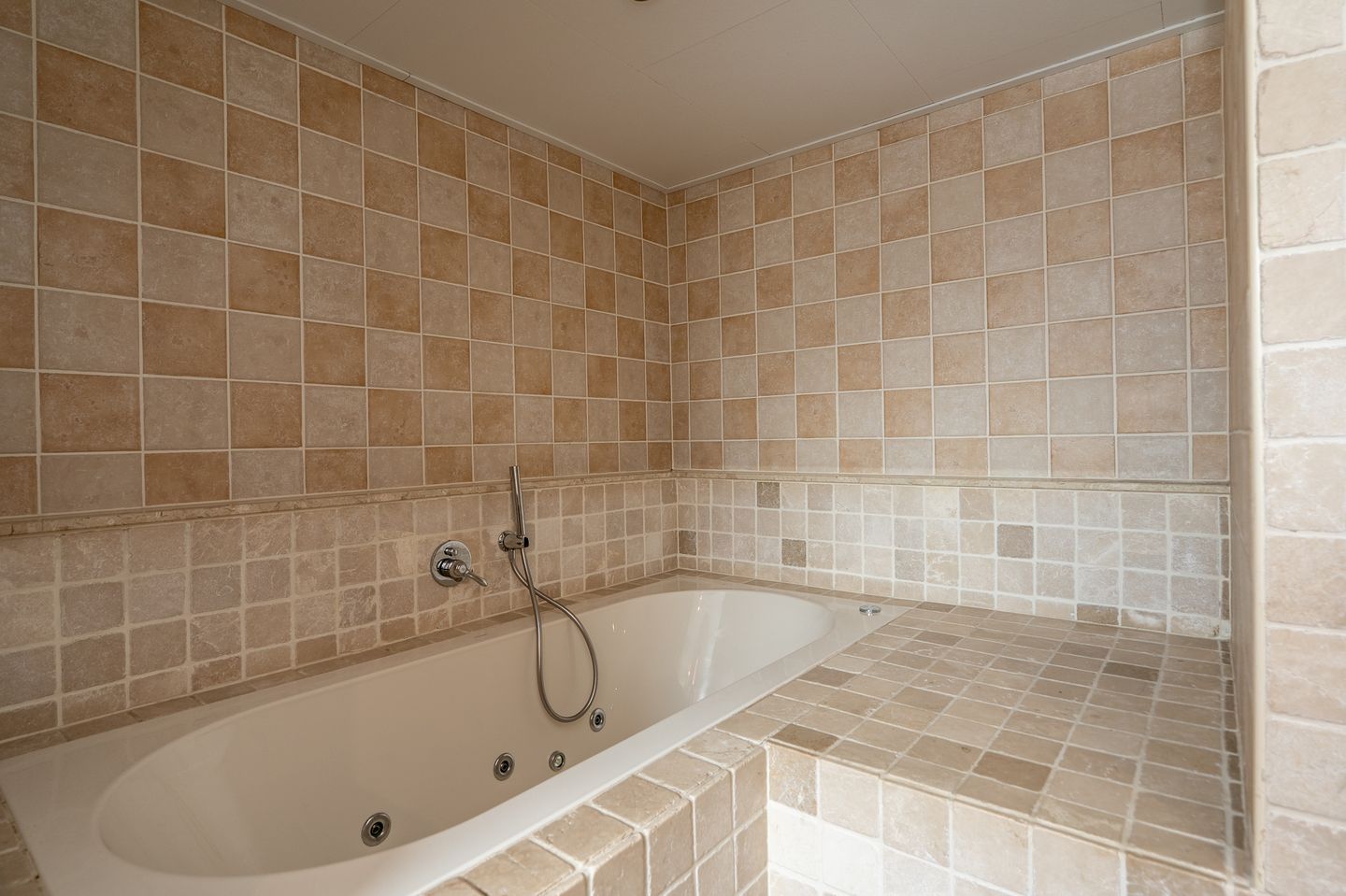 Foto 19 van Middenweg 121