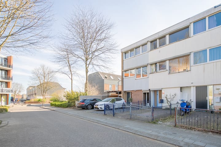 Foto 31 van Lunastraat 20