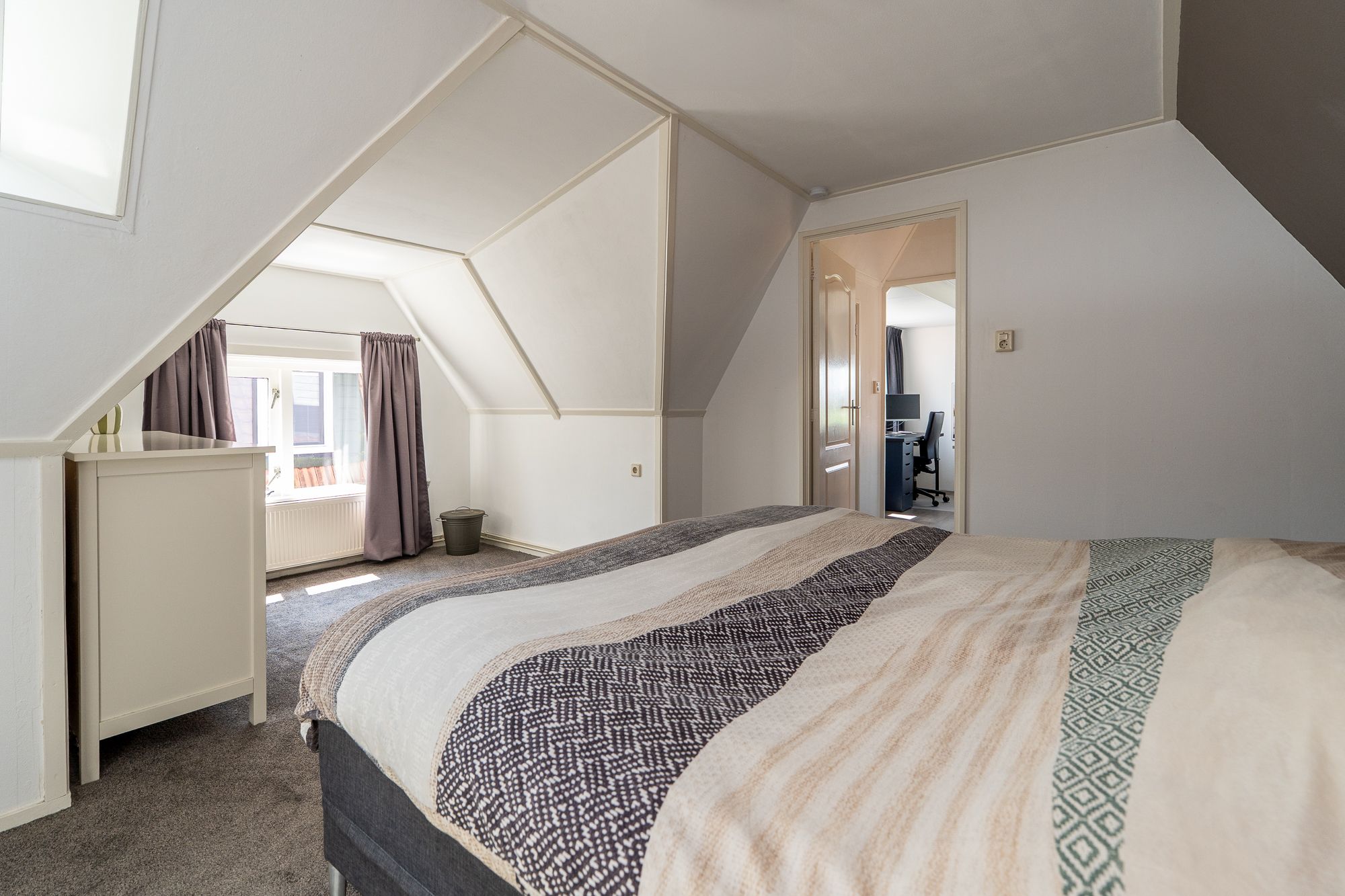 Foto 30 van Middenweg 121