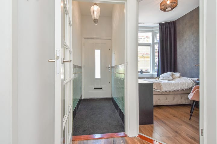 Foto 15 van Rhenenstraat 42