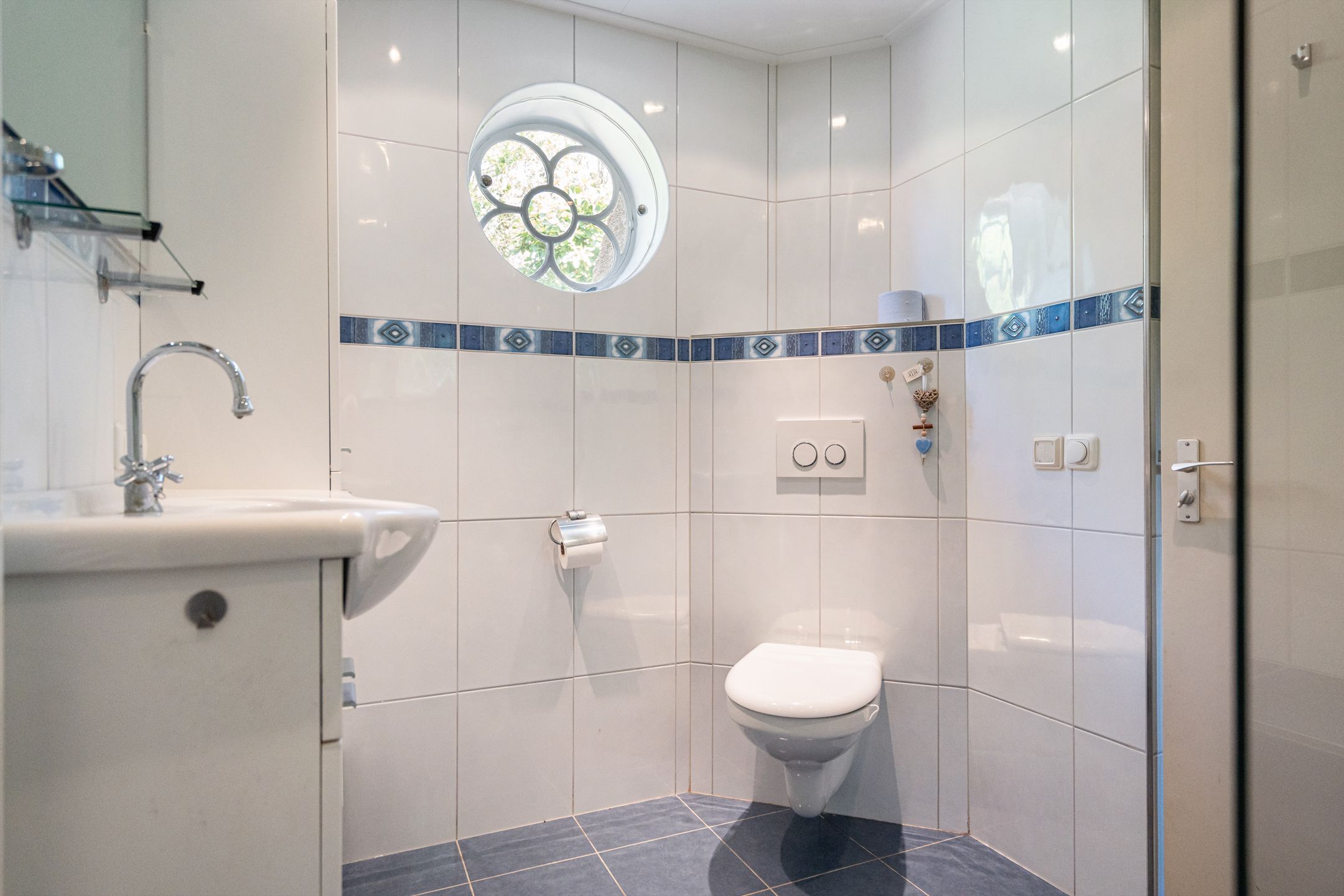 Foto 48 van Binnenweg 37