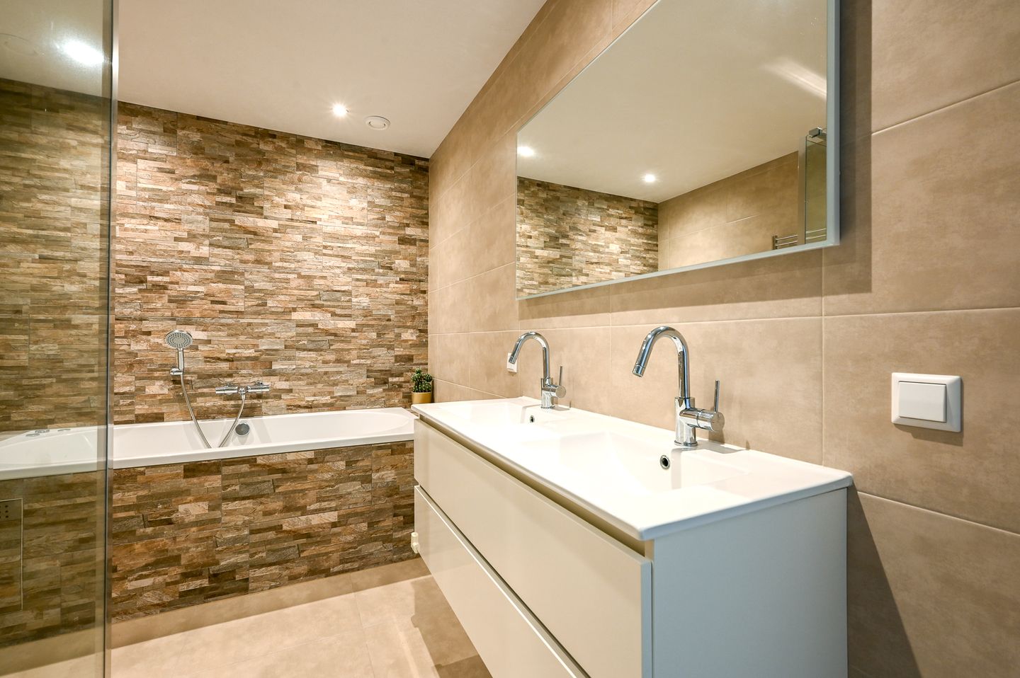 Foto 4 van San Franciscosingel 43