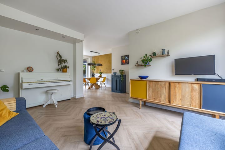 Foto 13 van Roerstraat 9