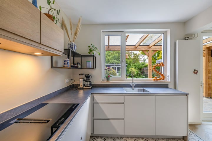 Foto 19 van Roerstraat 9