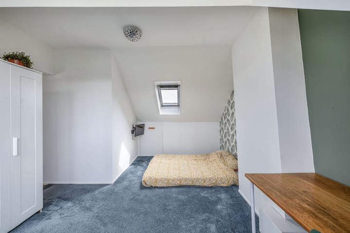 Foto 40 van Roerstraat 9