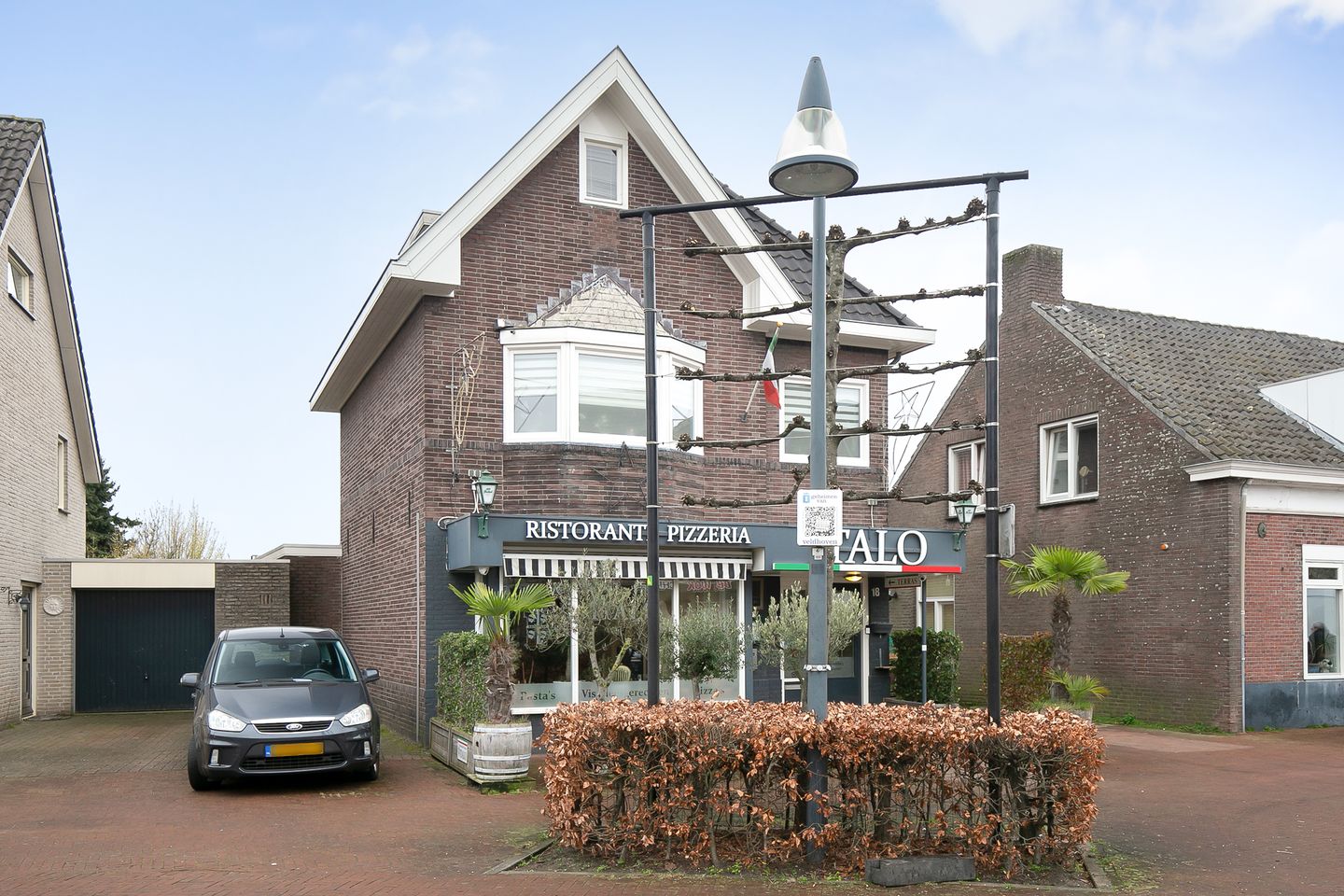 View photo 3 of Heuvel 18