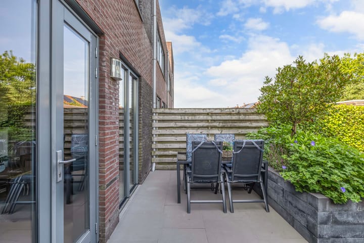 Foto 20 van Topaas 45