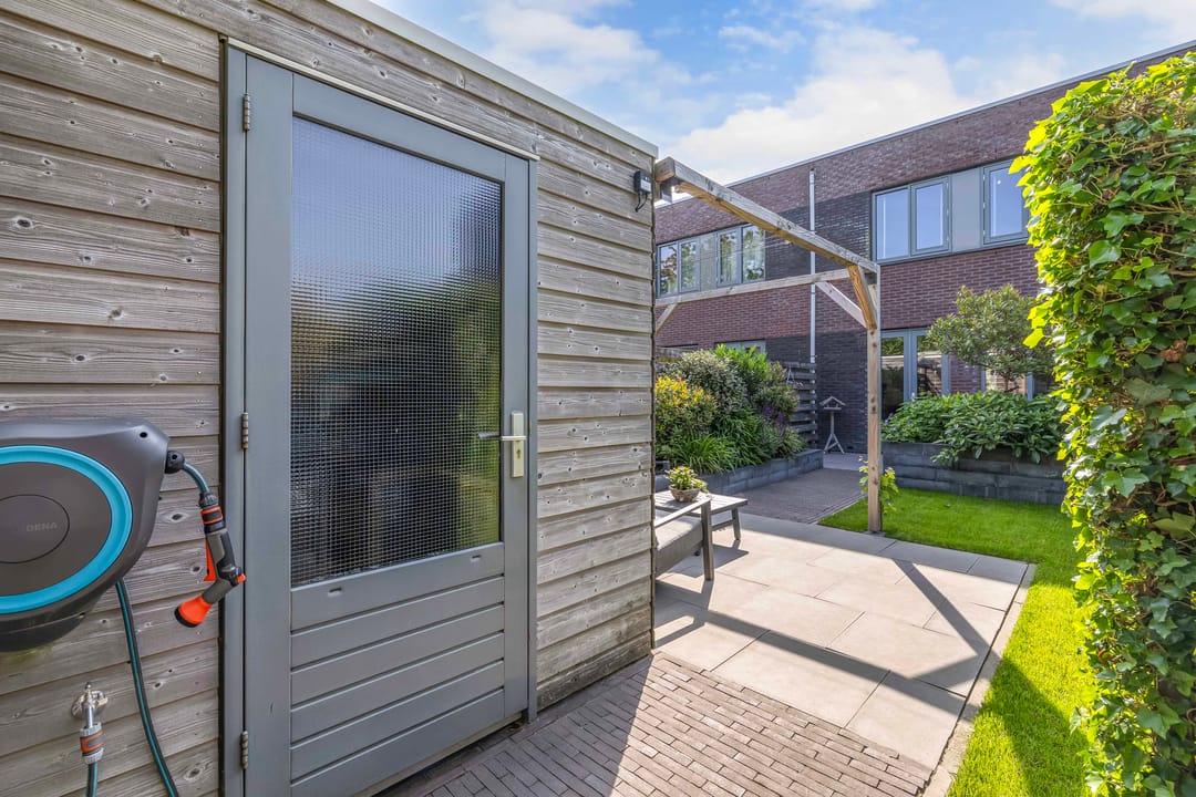 Foto 23 van Topaas 45