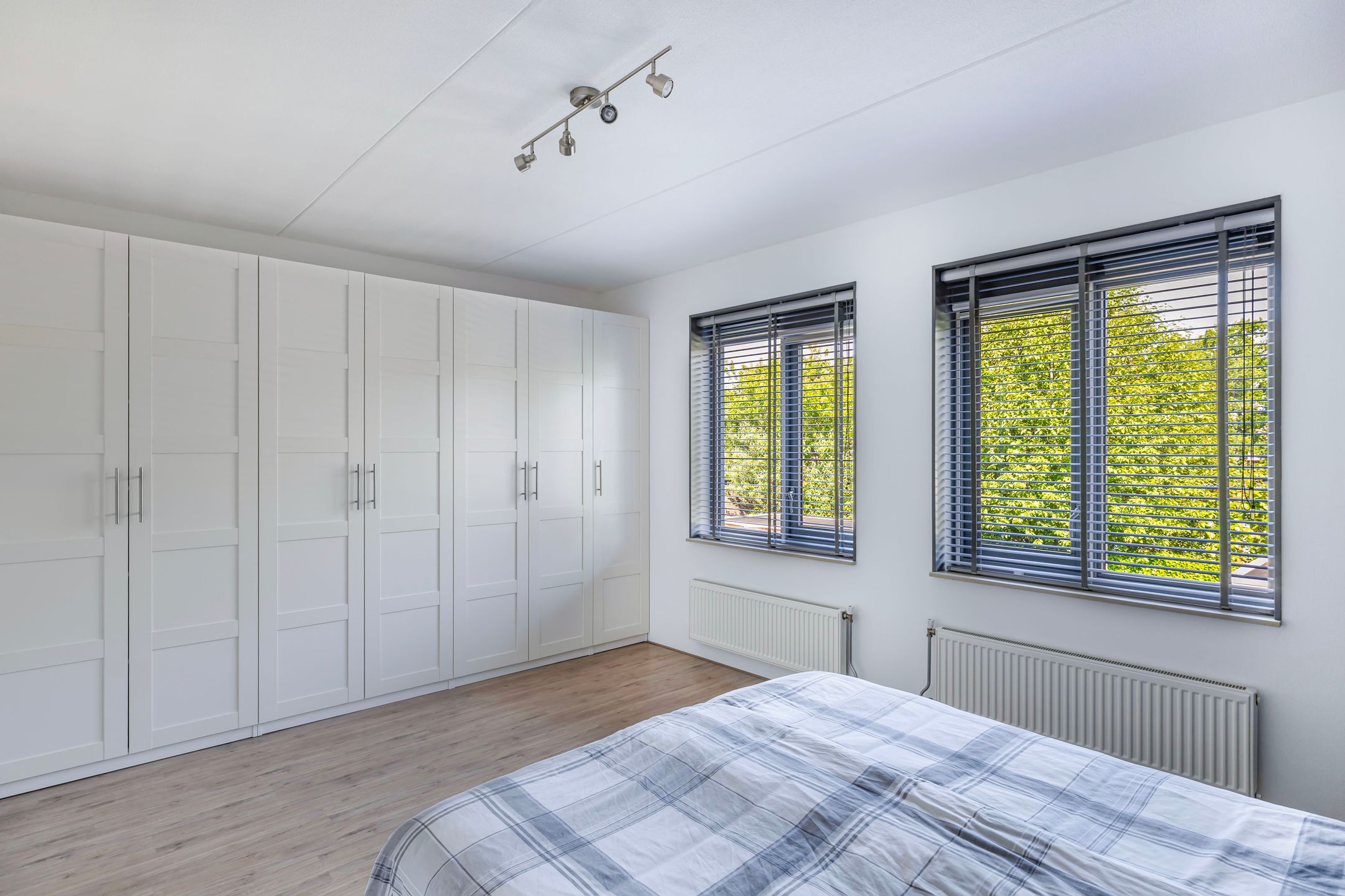 Foto 24 van Topaas 45