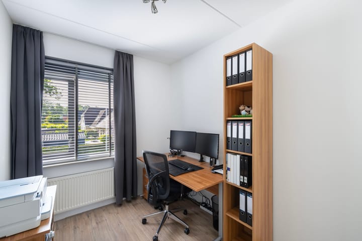 Foto 28 van Topaas 45